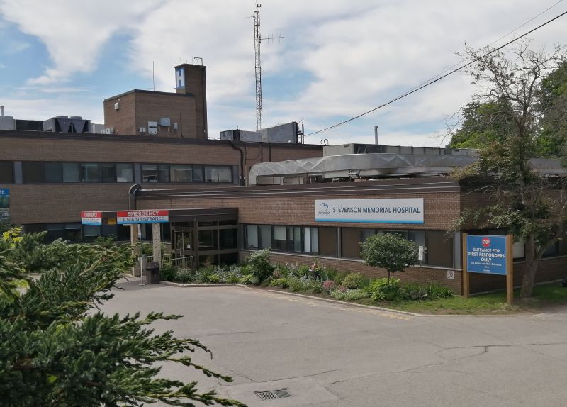 A photograph of the current front entrance of Stevenson Memorial Hospital, before the new redevelopment. 